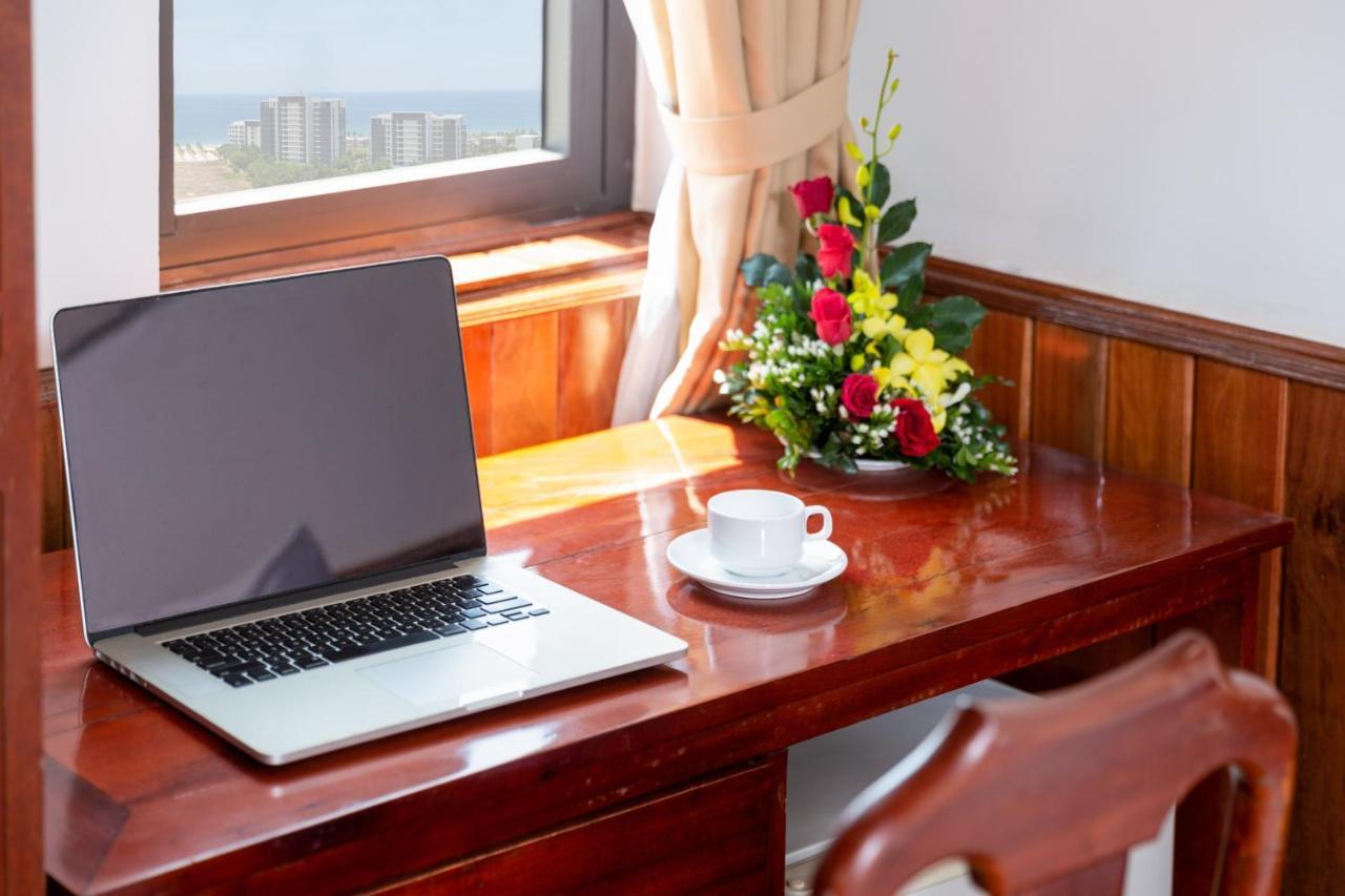 Khach San Pham Gia Da Nang Hotell Exteriör bild