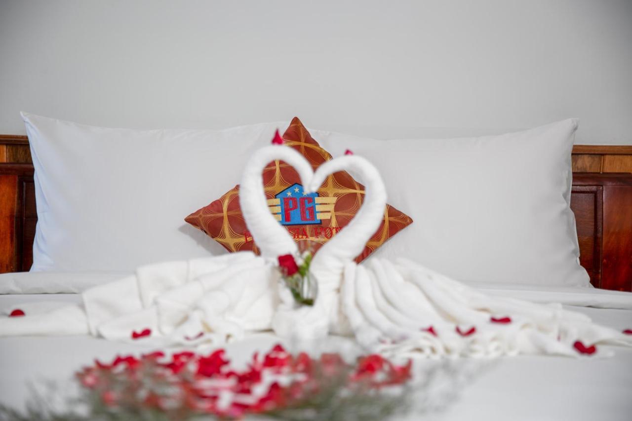 Khach San Pham Gia Da Nang Hotell Exteriör bild