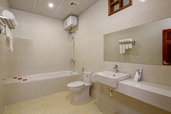 Khach San Pham Gia Da Nang Hotell Exteriör bild