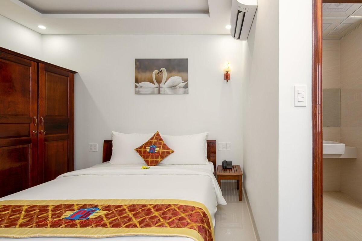 Khach San Pham Gia Da Nang Hotell Exteriör bild